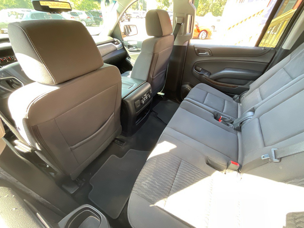 2018 Chevrolet Suburban Image 28