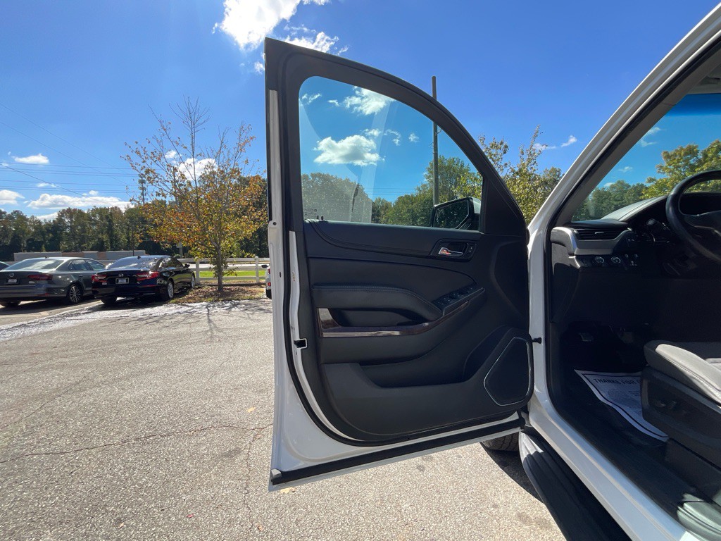 2018 Chevrolet Suburban Image 40
