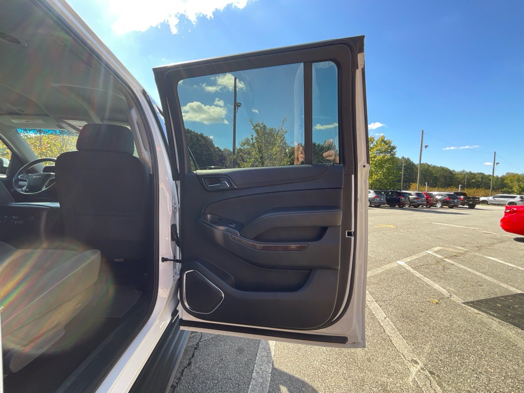 2018 Chevrolet Suburban Image 44