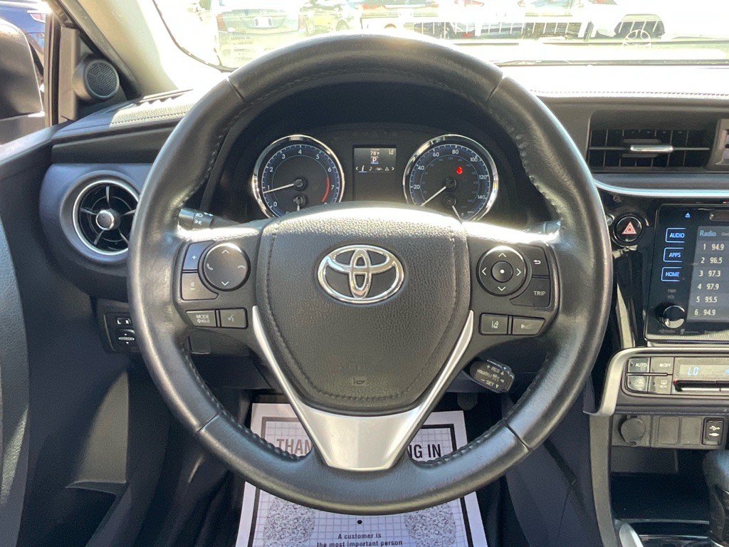 2018 Toyota Corolla Image 21
