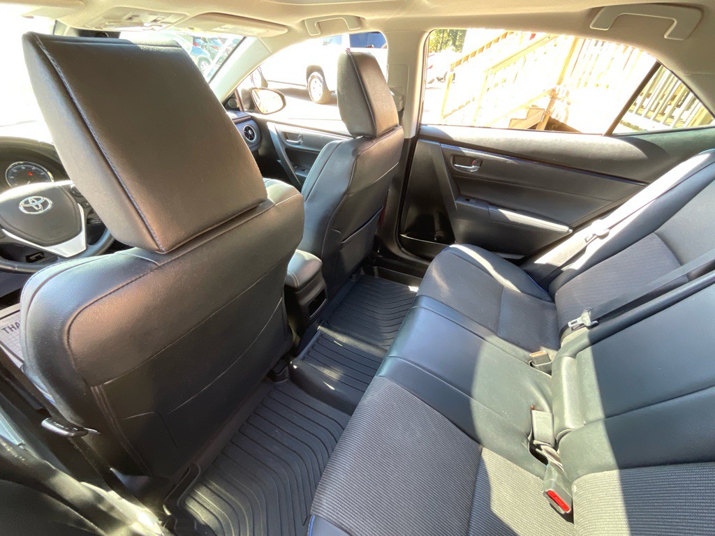 2018 Toyota Corolla Image 27