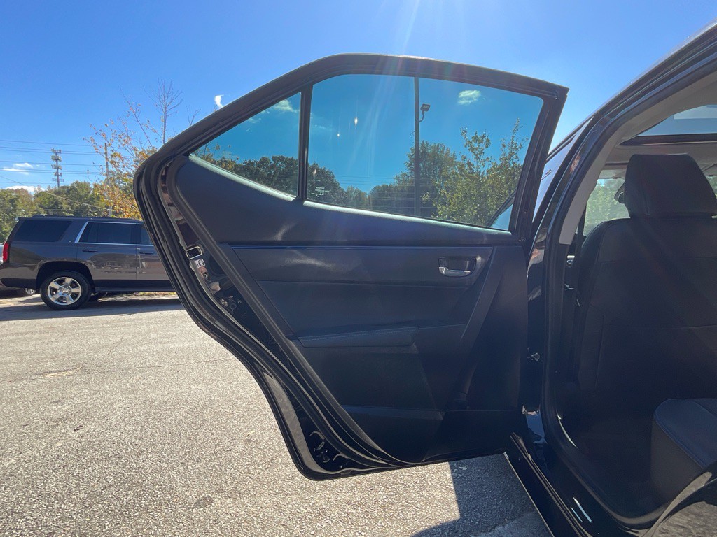 2018 Toyota Corolla Image 38