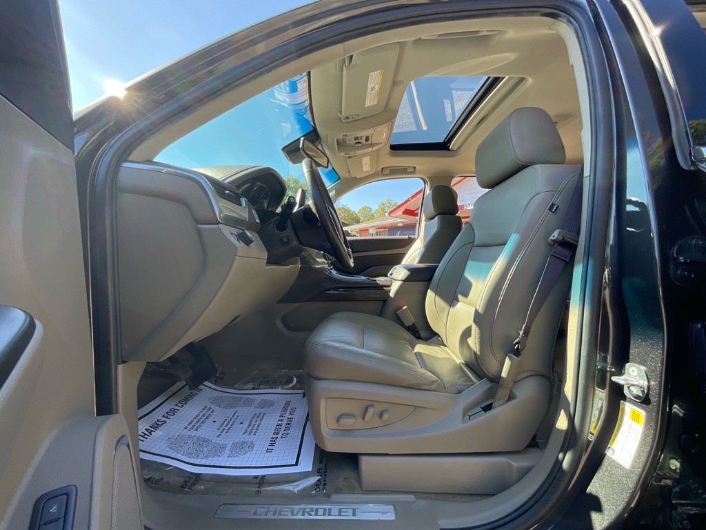 2017 Chevrolet Tahoe Image 14