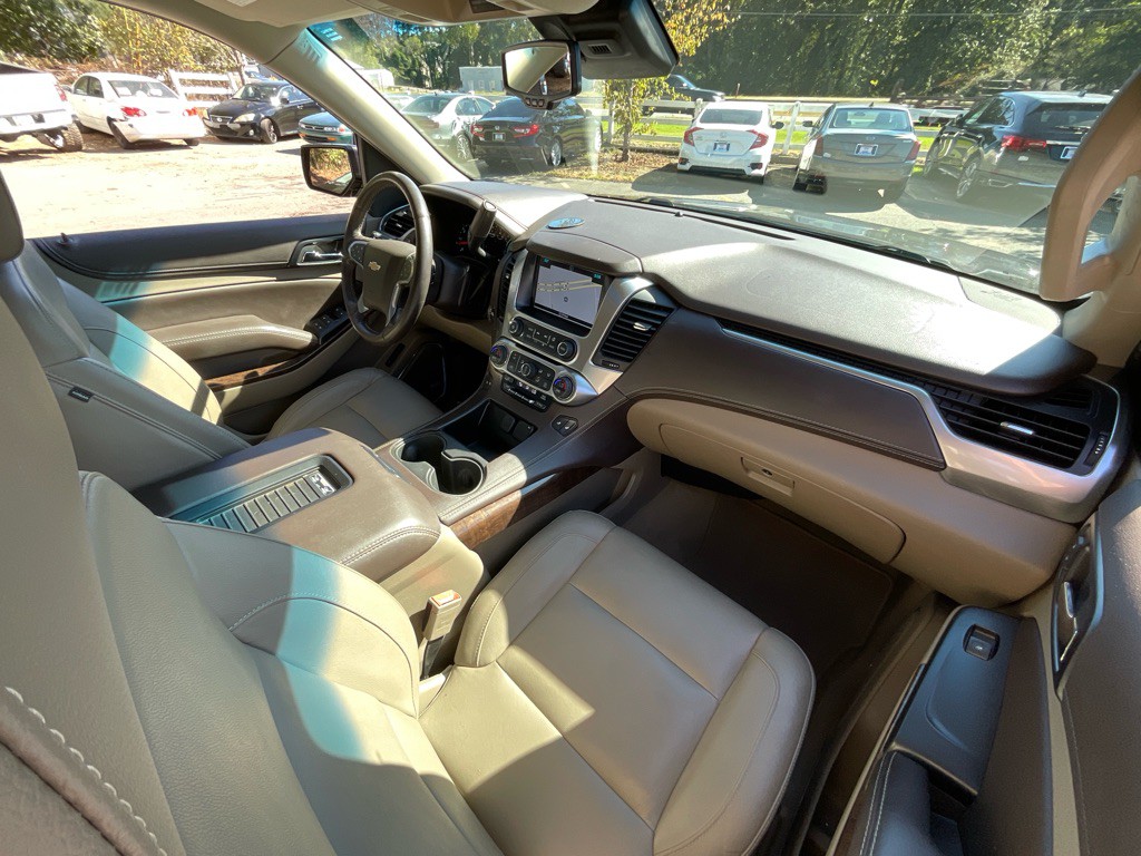 2017 Chevrolet Tahoe Image 18
