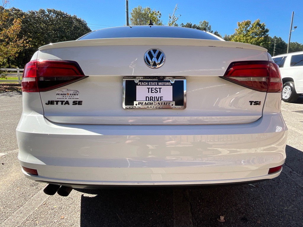 2017 Volkswagen Jetta Image 6
