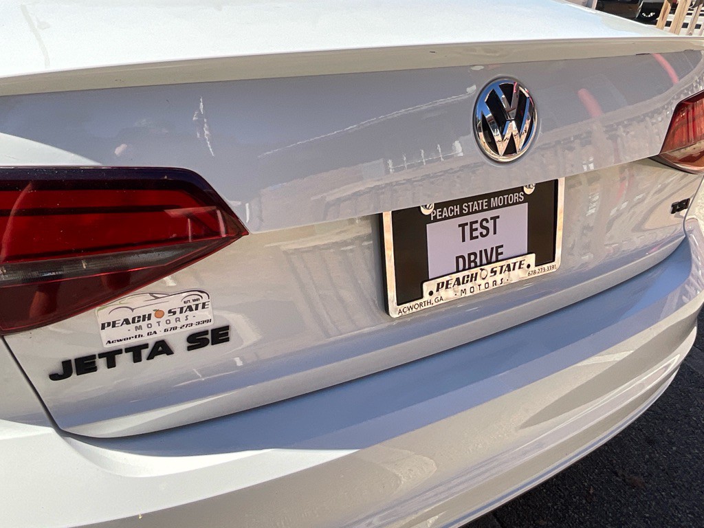 2017 Volkswagen Jetta Image 9