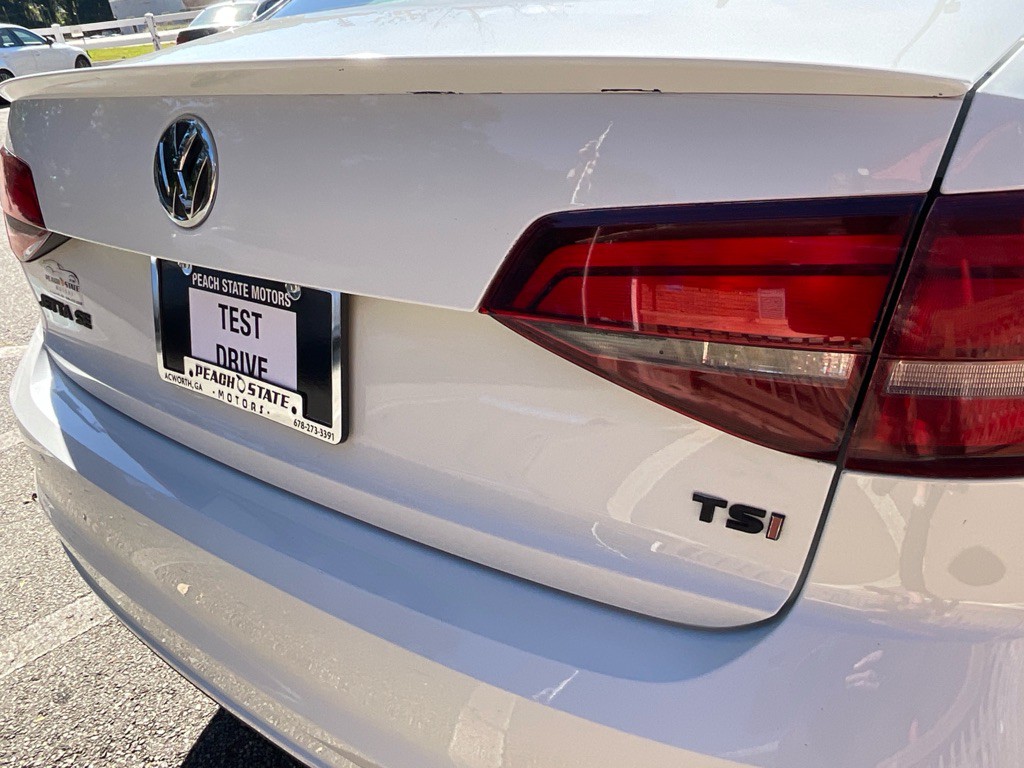 2017 Volkswagen Jetta Image 10