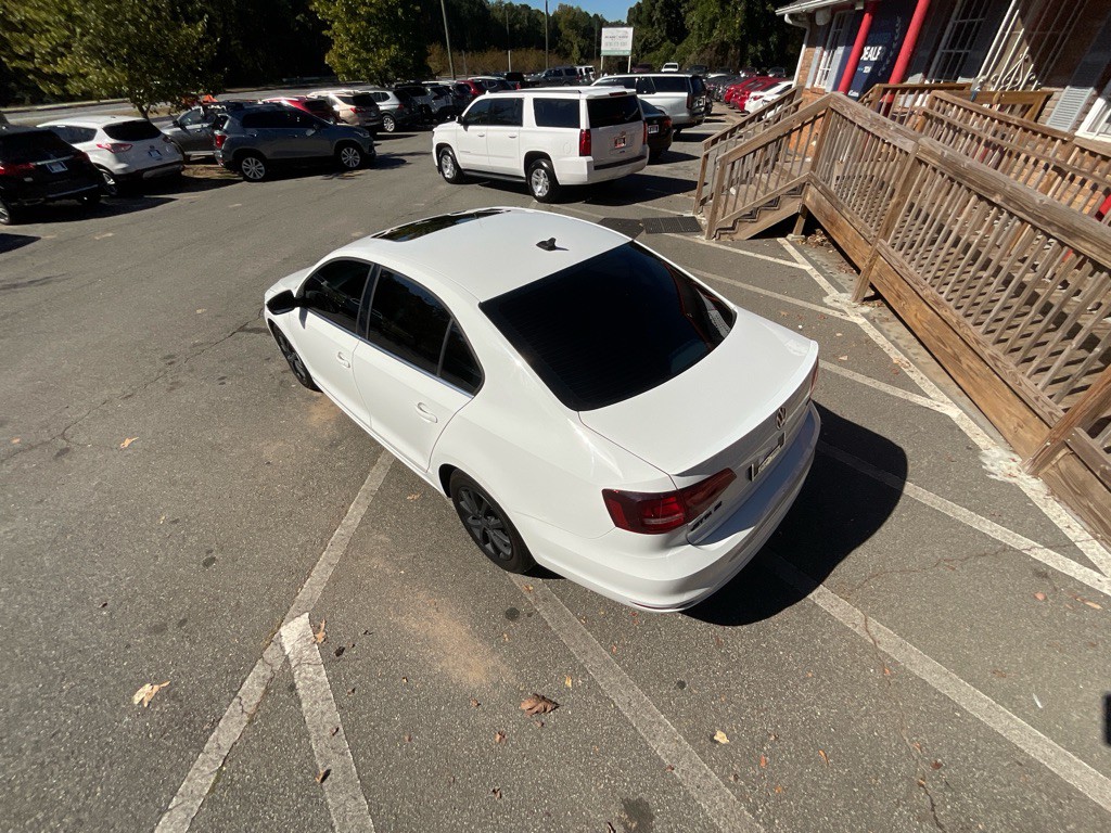 2017 Volkswagen Jetta Image 11