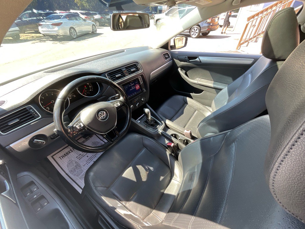 2017 Volkswagen Jetta Image 14
