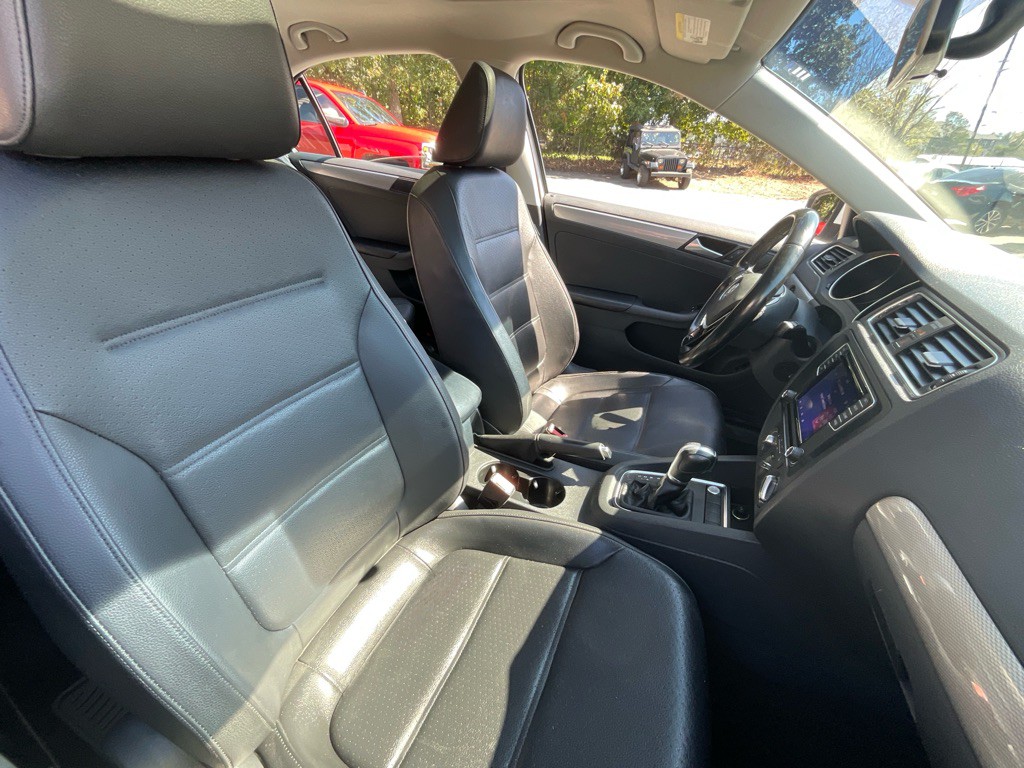 2017 Volkswagen Jetta Image 18