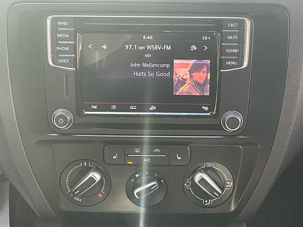 2017 Volkswagen Jetta Image 20