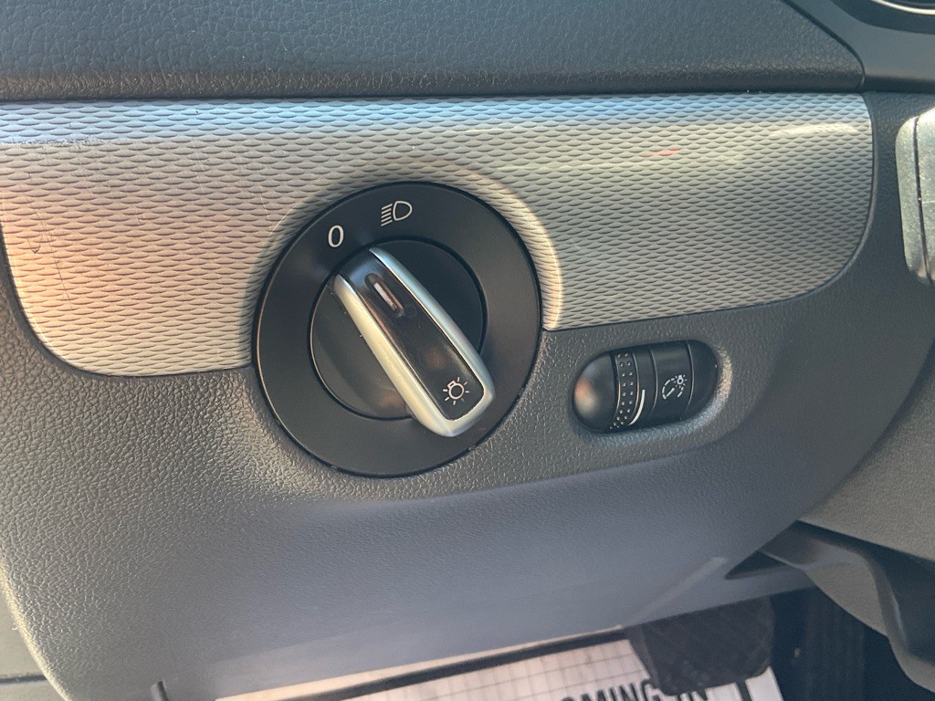 2017 Volkswagen Jetta Image 37