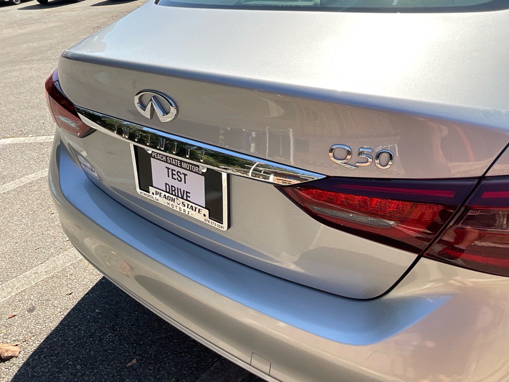 2018 INFINITI Q50 Image 9