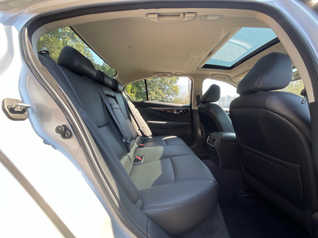 2018 INFINITI Q50 Image 30