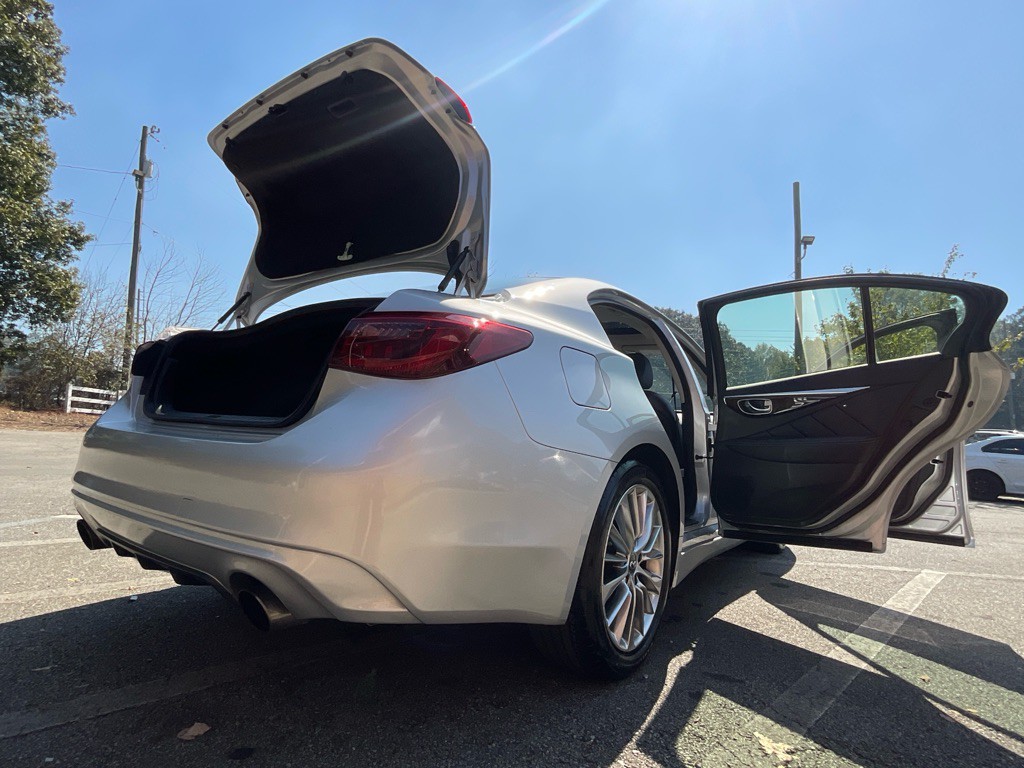 2018 INFINITI Q50 Image 34
