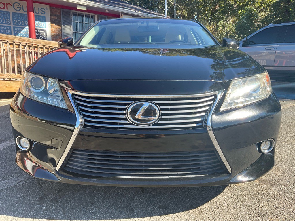 2014 Lexus ES Image 2