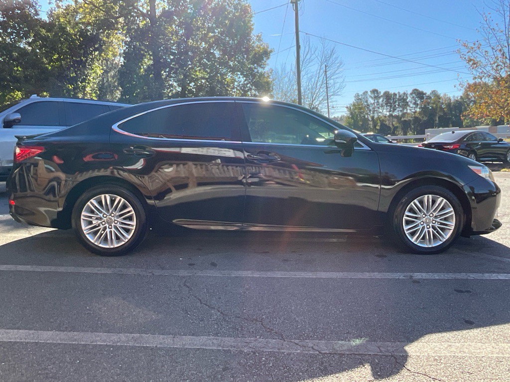 2014 Lexus ES Image 4