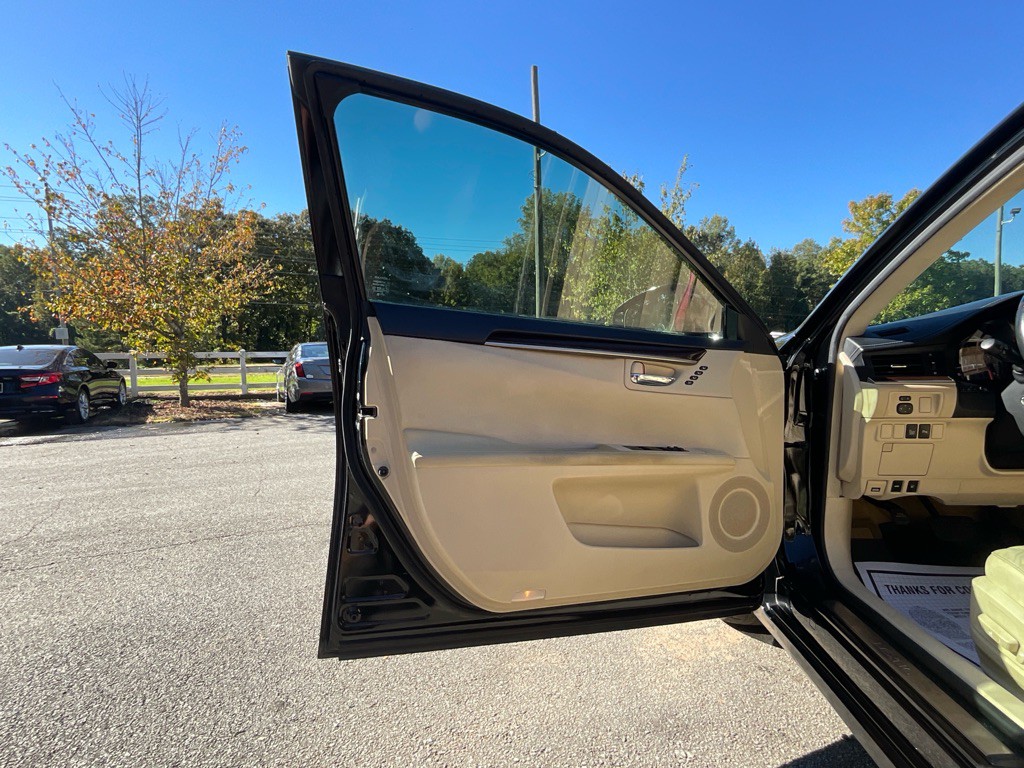 2014 Lexus ES Image 38