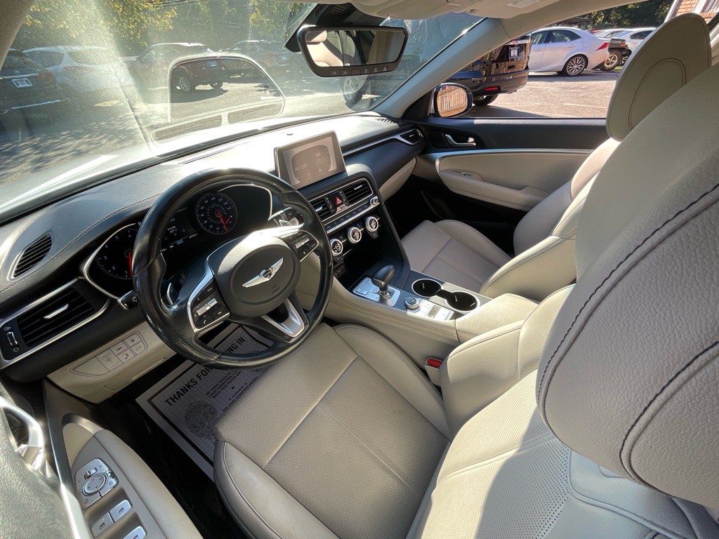 2019 Genesis G70 Image 15