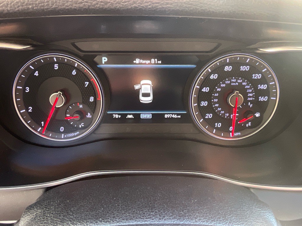 2019 Genesis G70 Image 25