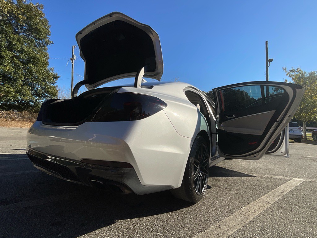 2019 Genesis G70 Image 35
