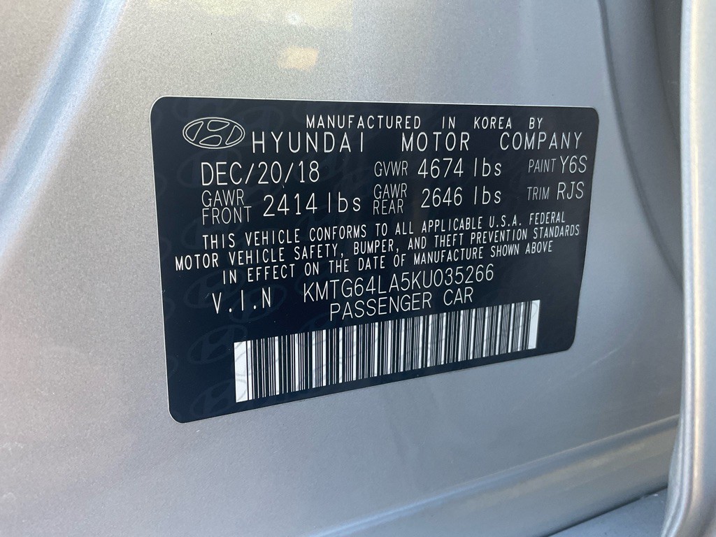 2019 Genesis G70 Image 46