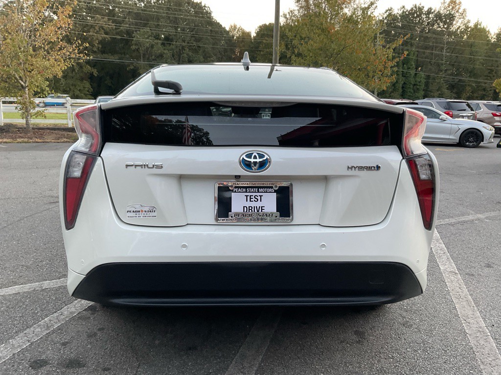 2017 Toyota Prius Image 6