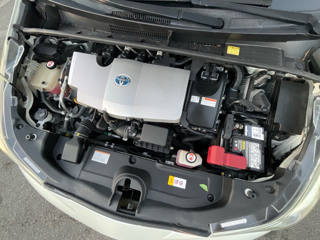 2017 Toyota Prius Image 13