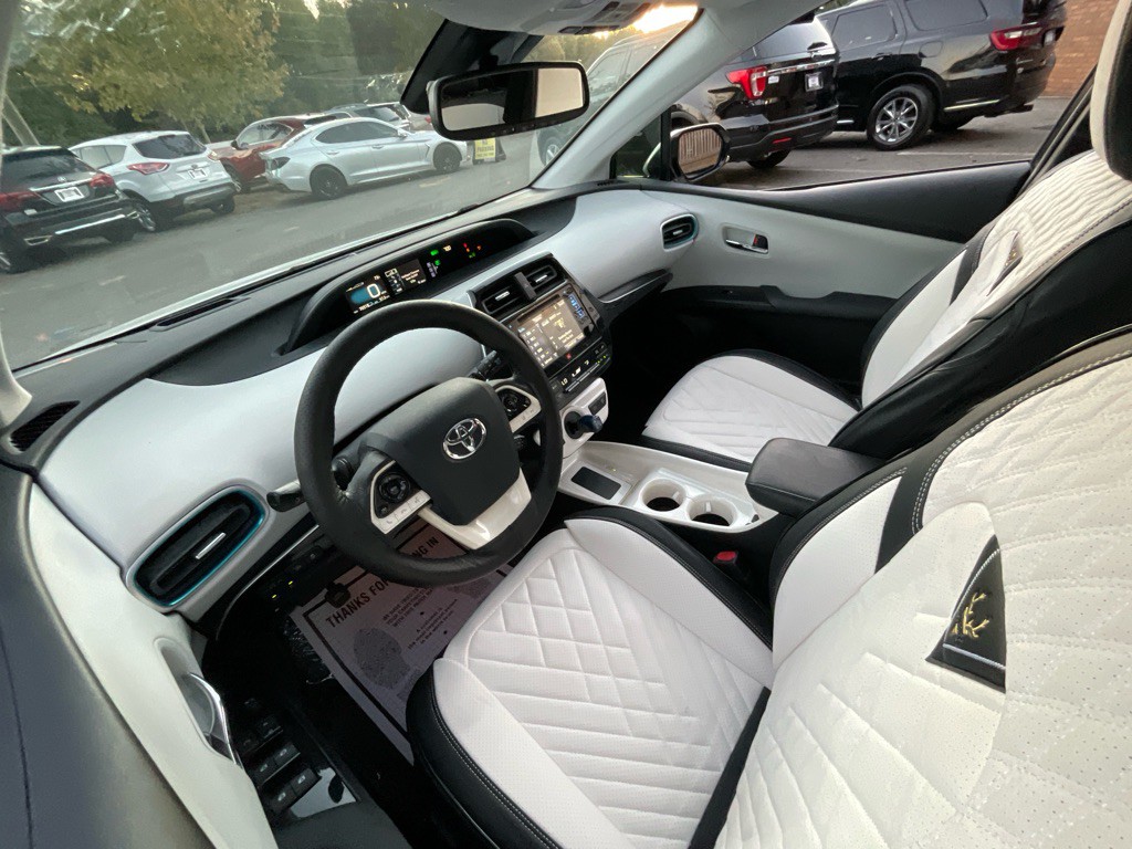 2017 Toyota Prius Image 15