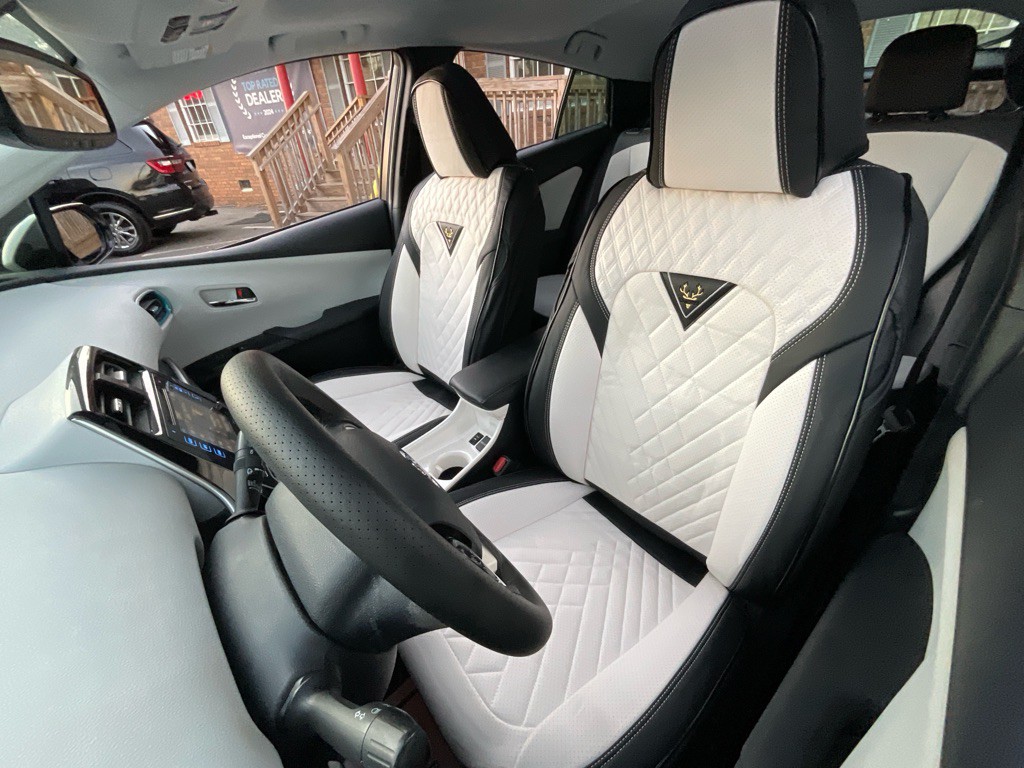 2017 Toyota Prius Image 16