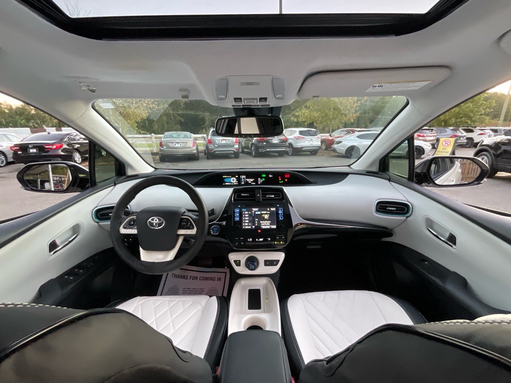 2017 Toyota Prius Image 20