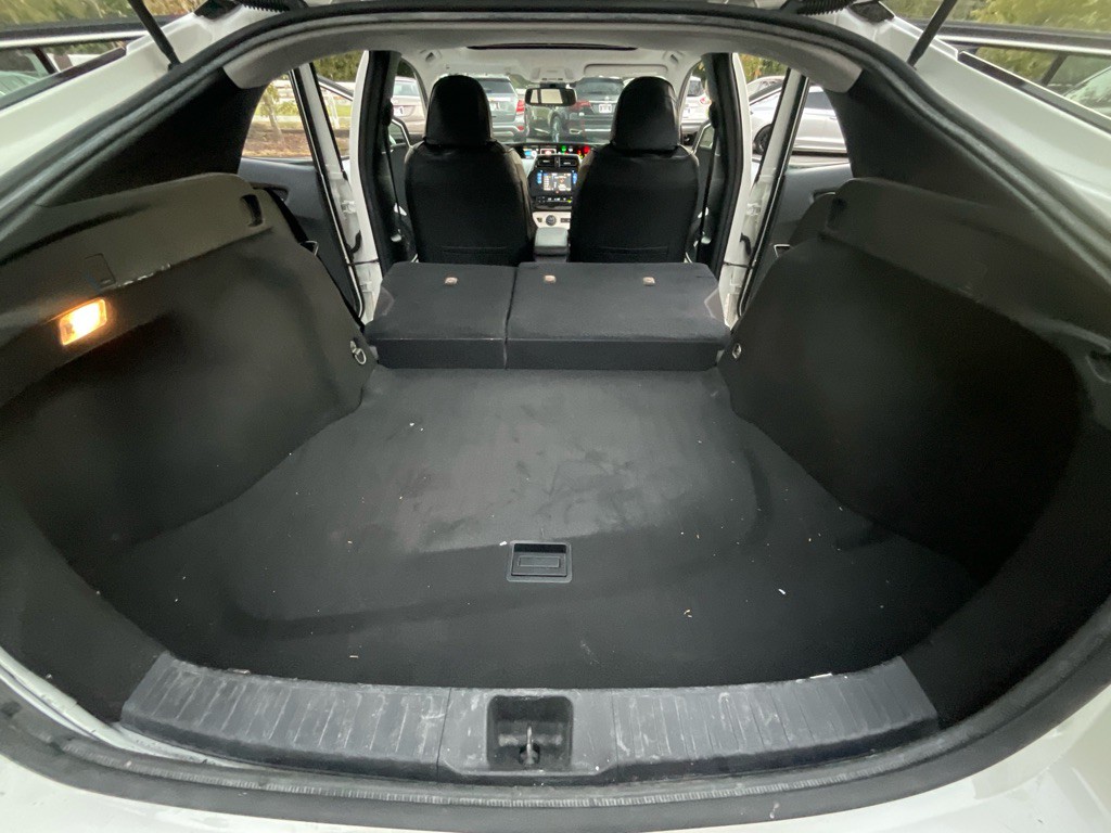 2017 Toyota Prius Image 40