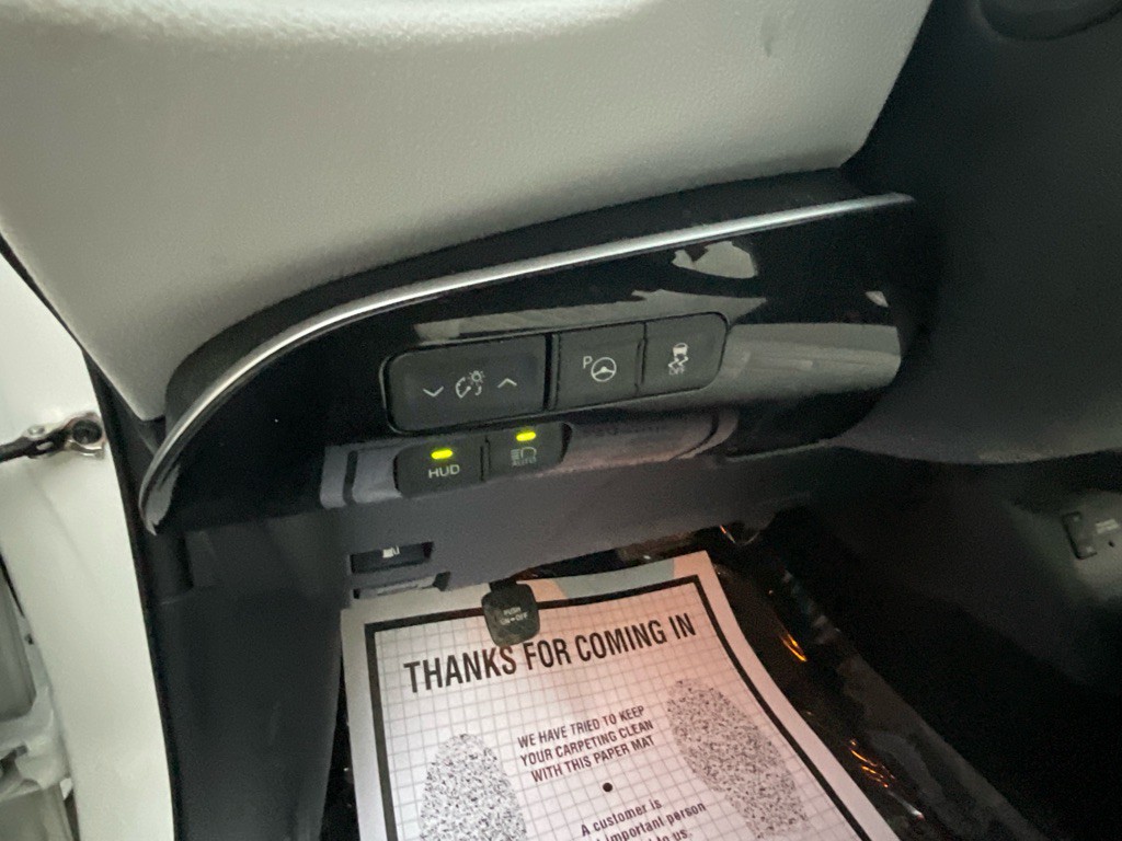 2017 Toyota Prius Image 43
