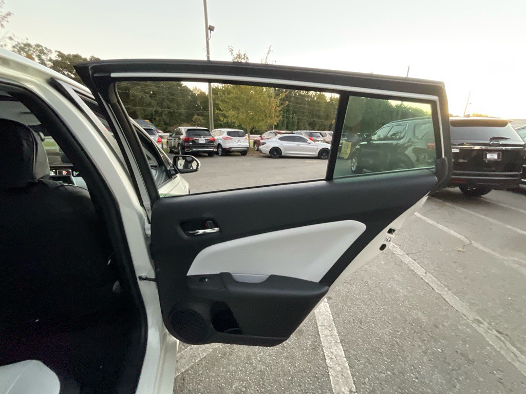 2017 Toyota Prius Image 46
