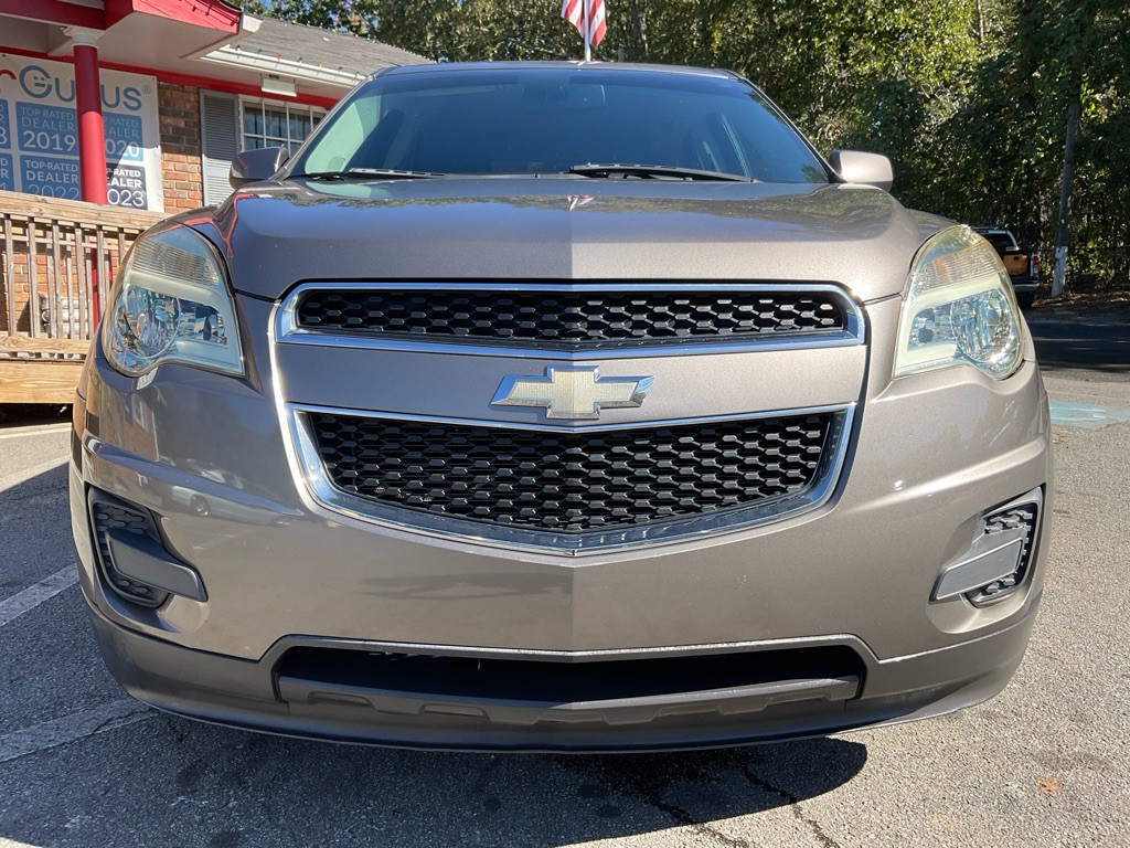 2011 Chevrolet Equinox Image 2