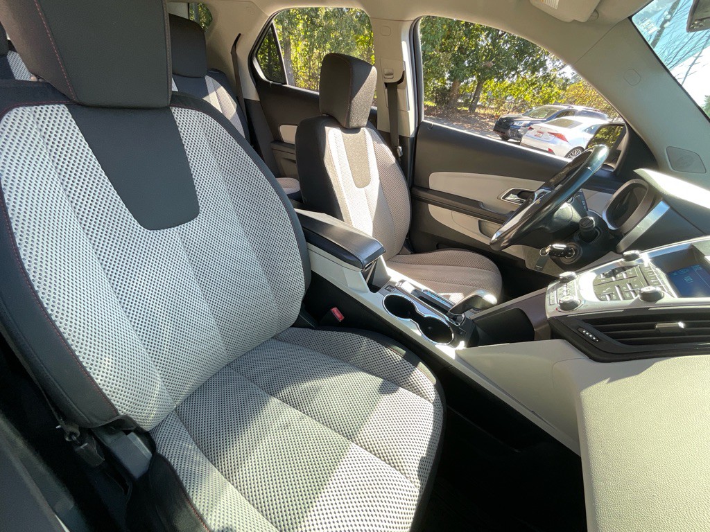 2011 Chevrolet Equinox Image 17