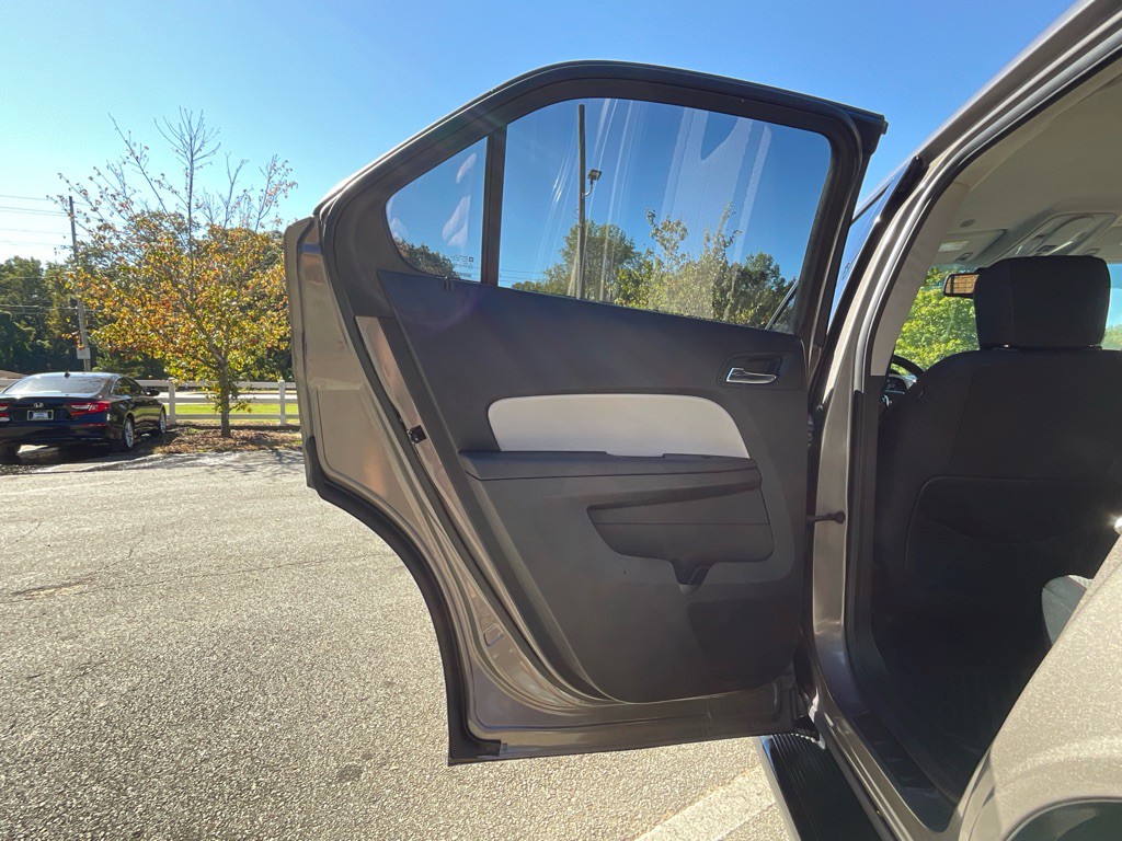 2011 Chevrolet Equinox Image 36