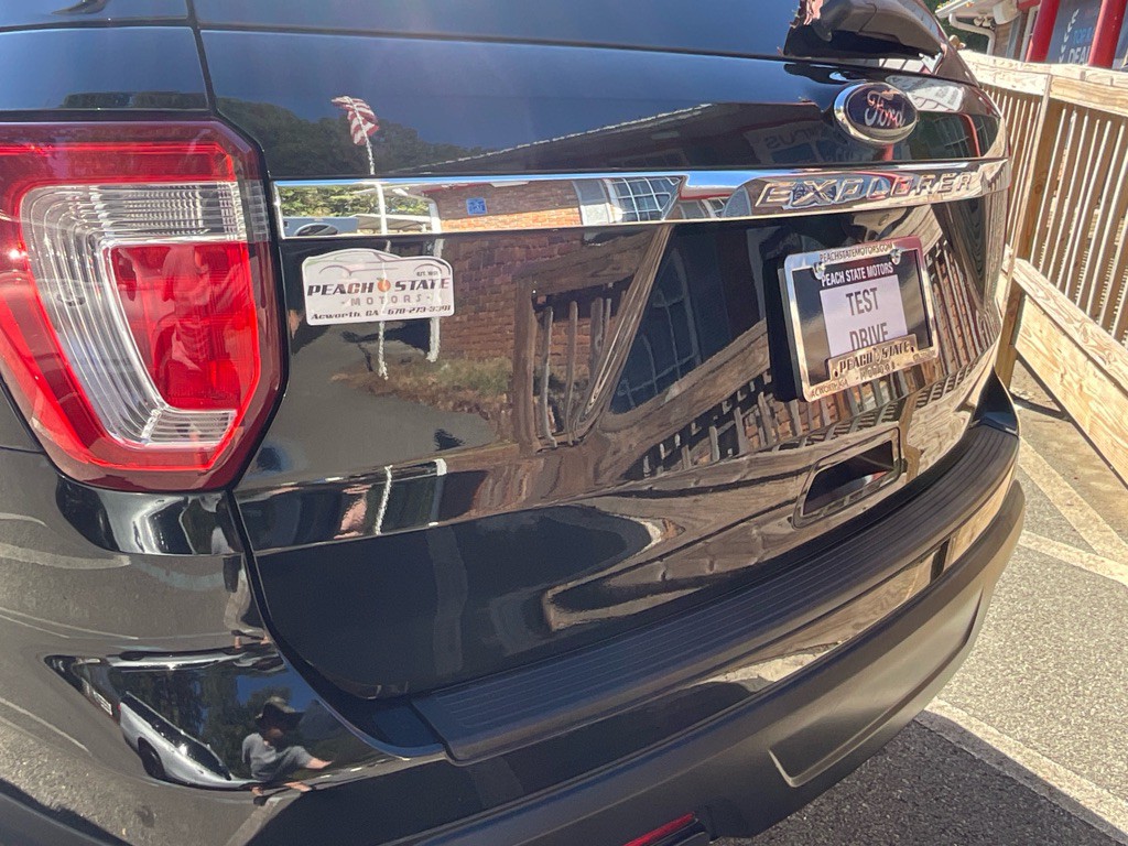 2018 Ford Explorer Image 10