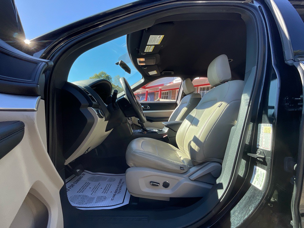 2018 Ford Explorer Image 13