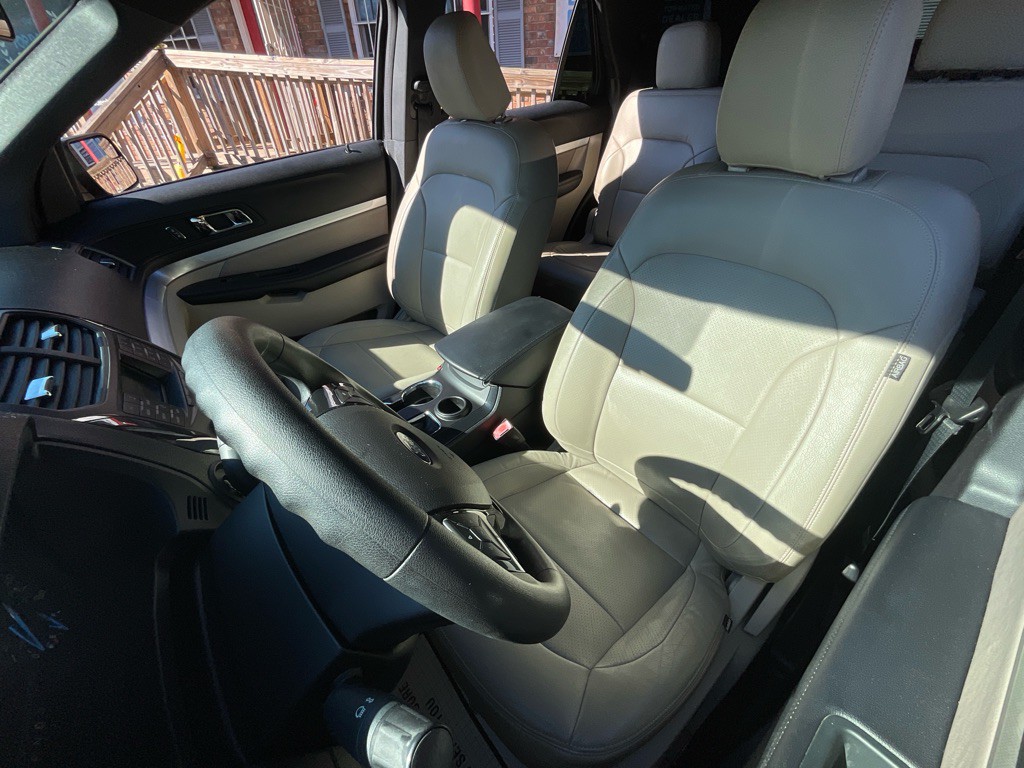 2018 Ford Explorer Image 15