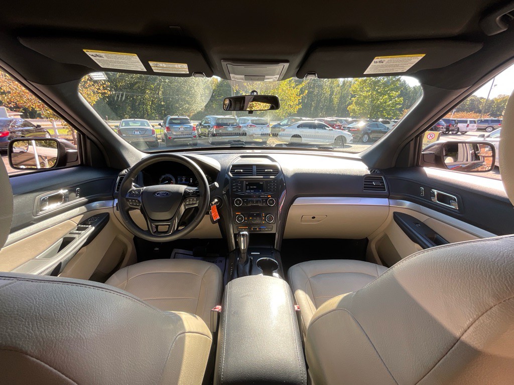 2018 Ford Explorer Image 19