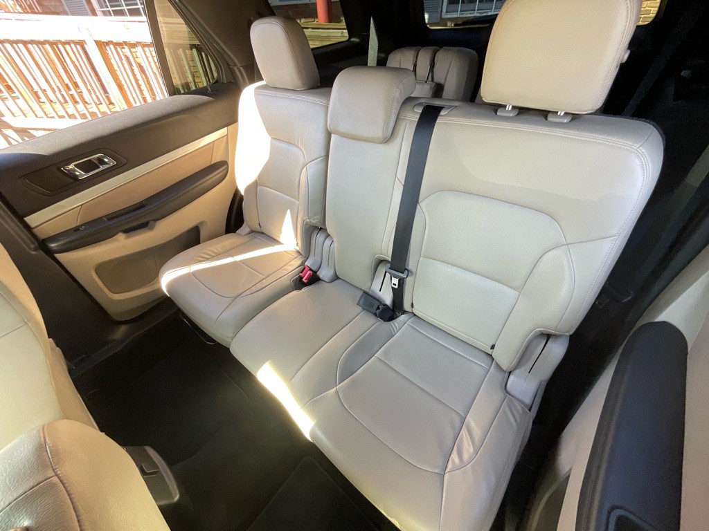 2018 Ford Explorer Image 28