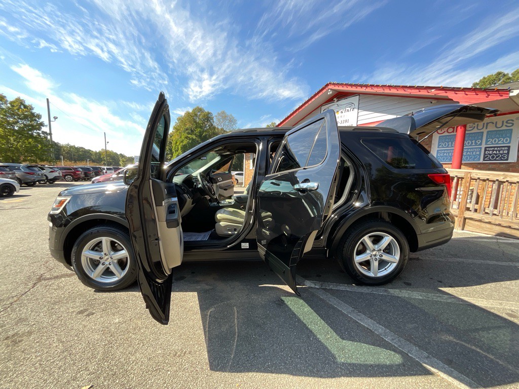 2018 Ford Explorer Image 34