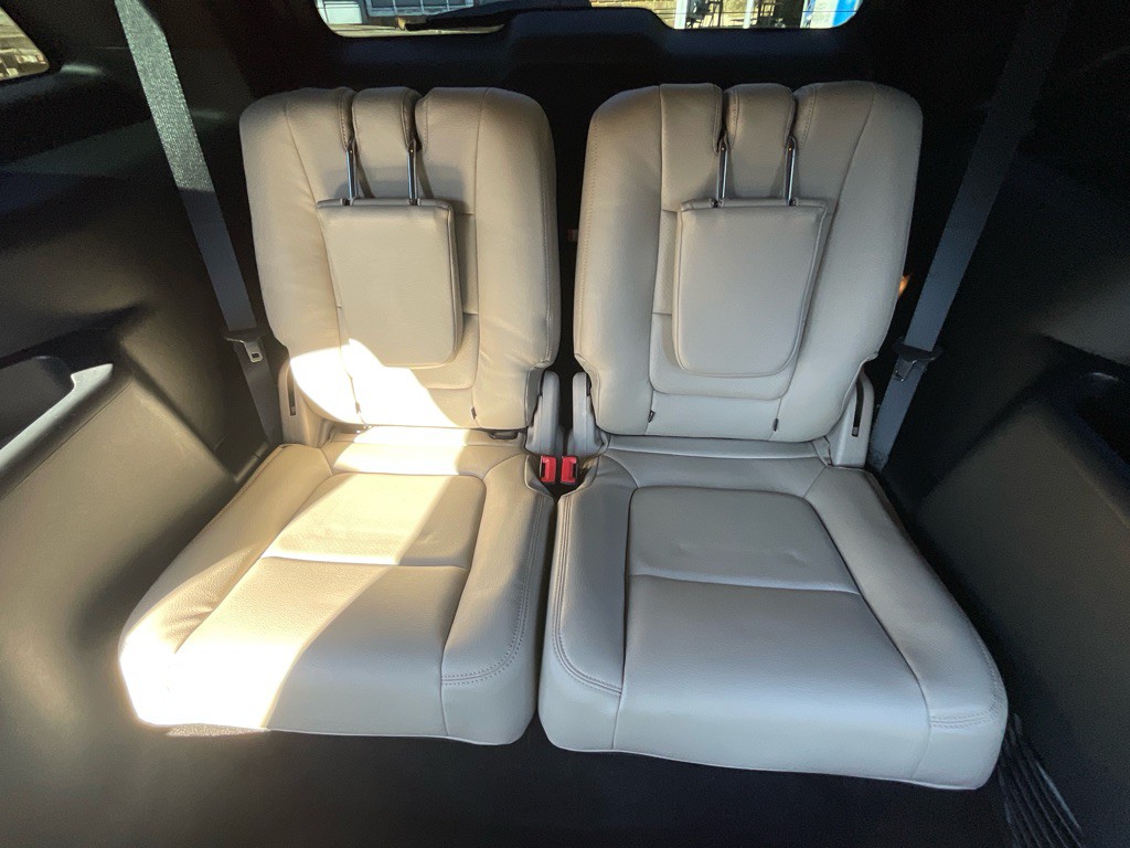 2018 Ford Explorer Image 38