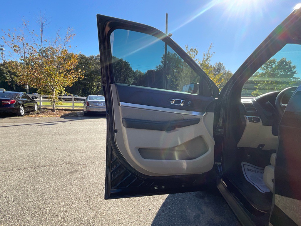 2018 Ford Explorer Image 39