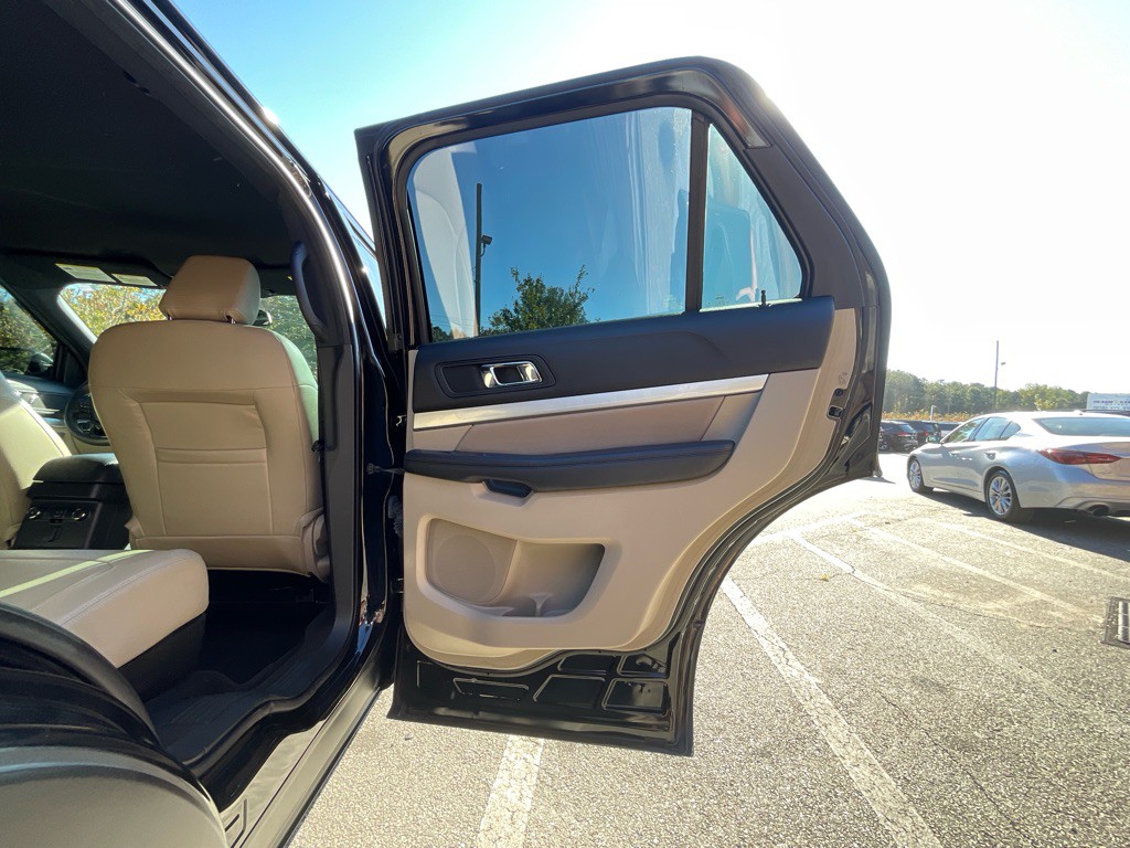 2018 Ford Explorer Image 44