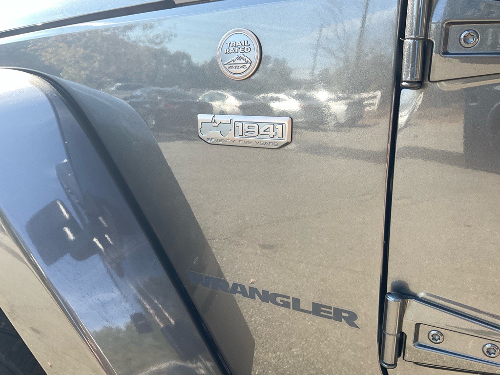 2017 Jeep Wrangler Image 10