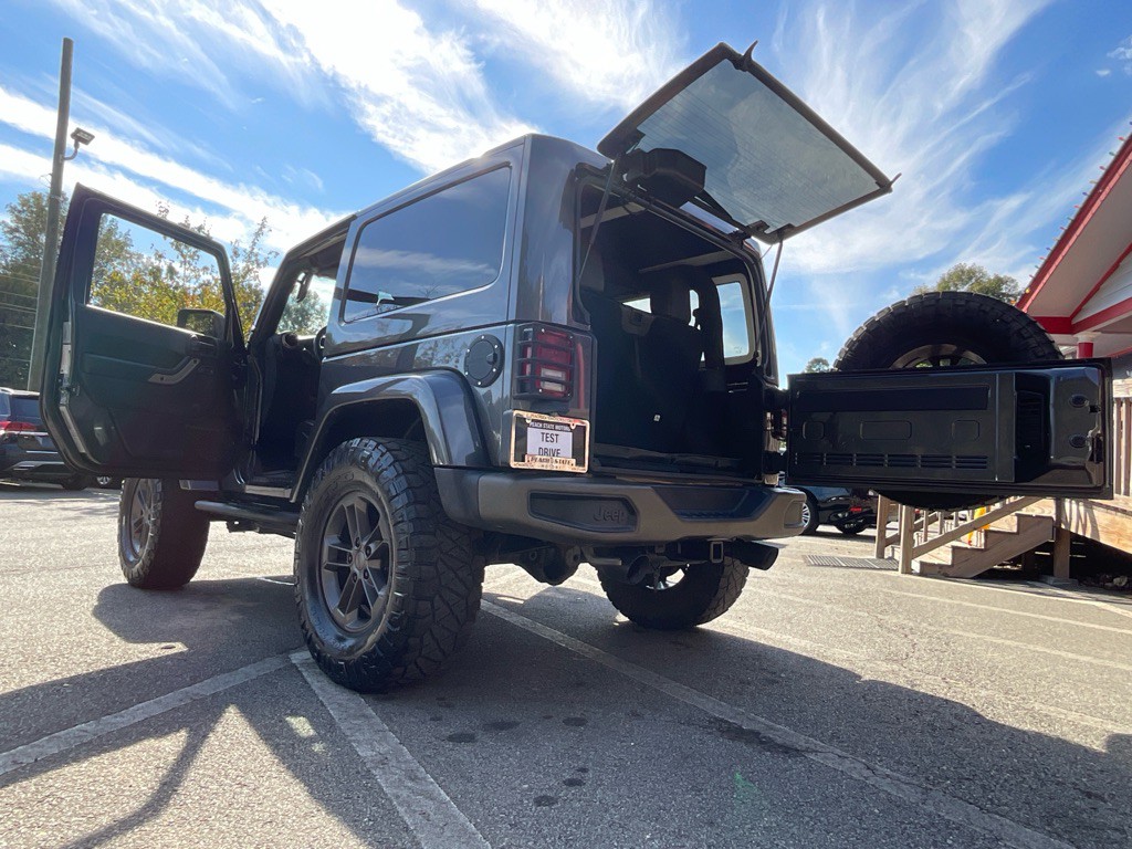 2017 Jeep Wrangler Image 24