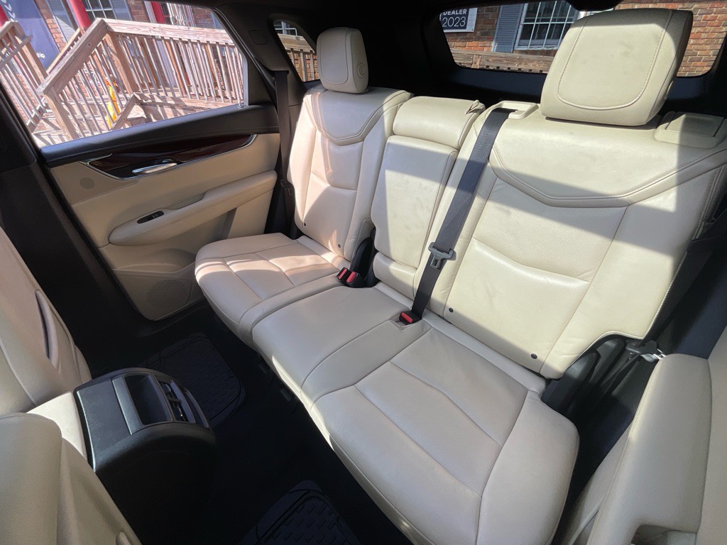 2017 Cadillac XT5 Image 31
