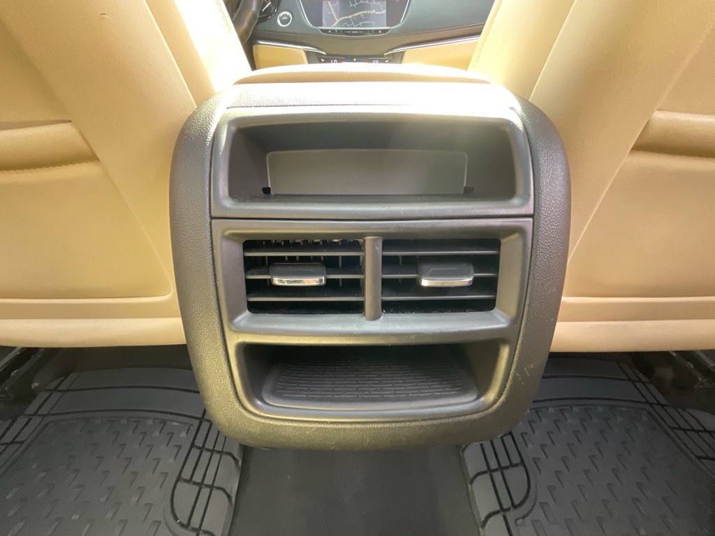 2017 Cadillac XT5 Image 36